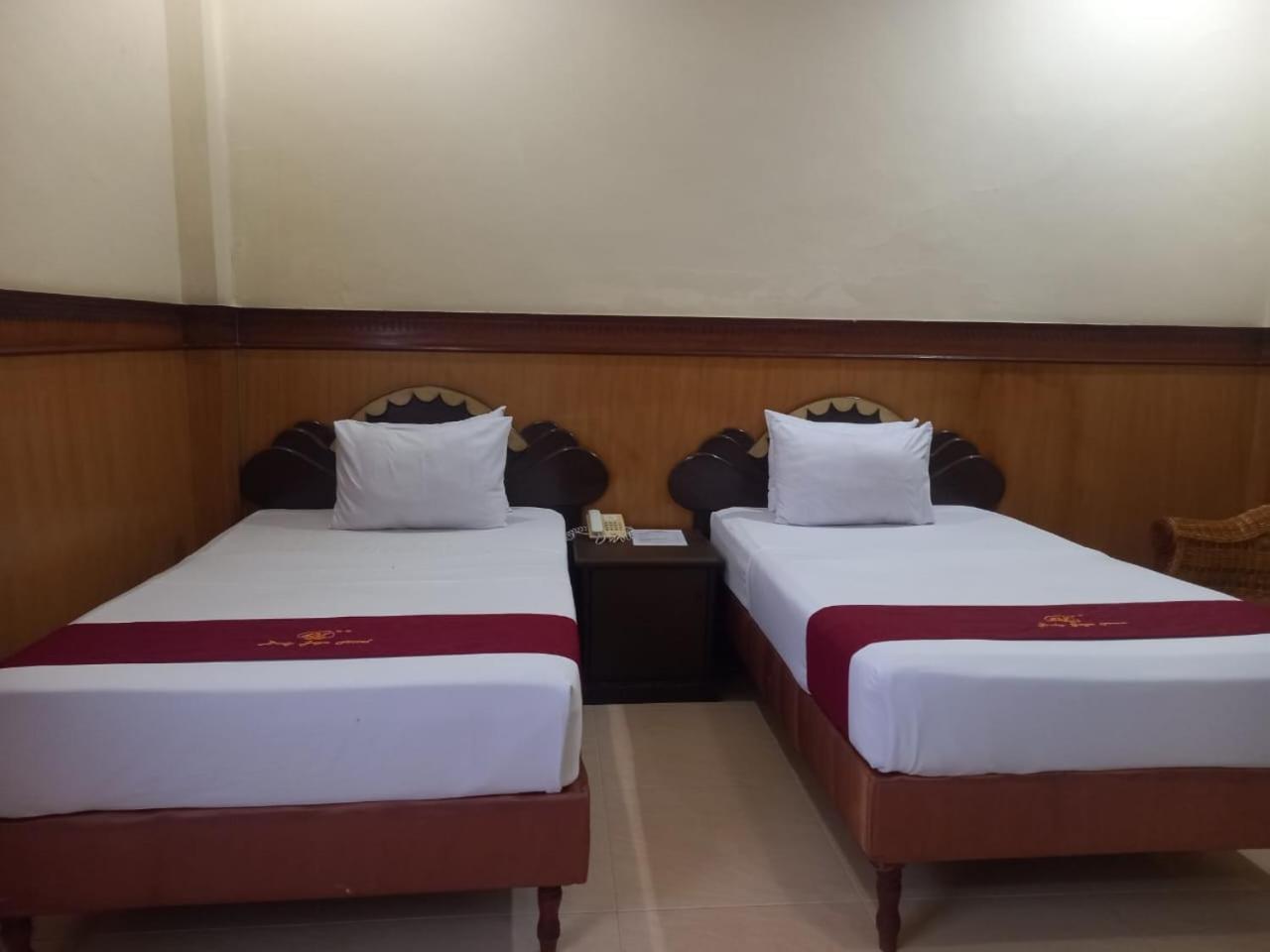 Urbanview Hotel Dedy Jaya Brebes Exteriör bild